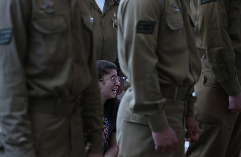 إسرائيل في لحظة "انكشاف تاريخي" بعد 7 اكتوبر.. "قطيع متوحش وسقوط داخلي وصدمة وانهيار للثقة بالجيش"