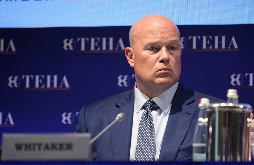 ممثل واشنطن لدى "الناتو" يؤكد لزيلينسكي ضرورة إنهاء النزاع في أوكرانيا