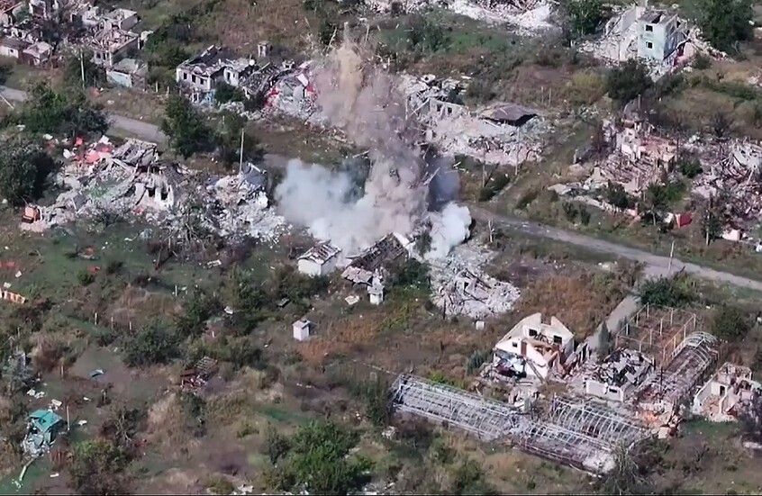 الدفاع الروسية: تضييق الخناق على القوات الأوكرانية المحاصرة في خاركوف ودونيتسك