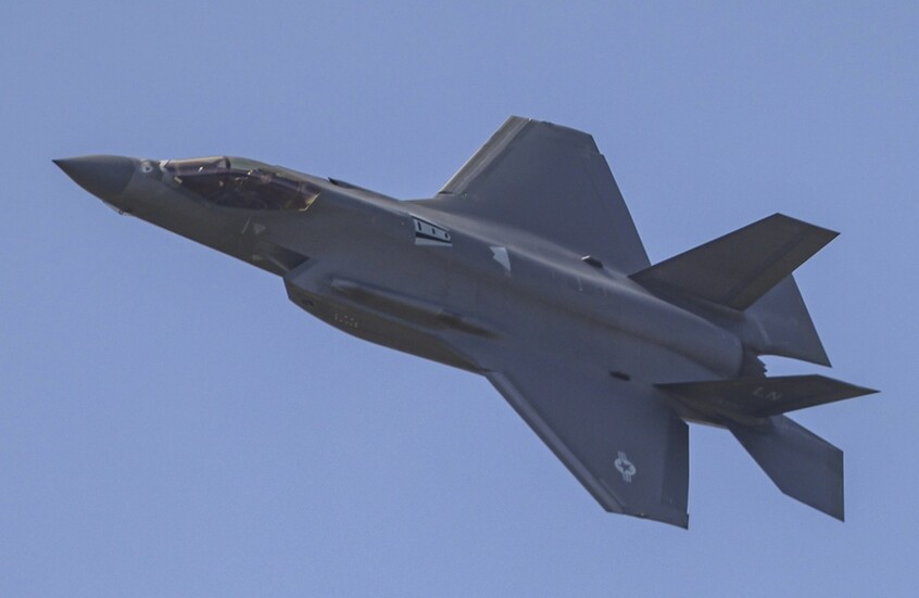 بلجيكا تواجه موجة انتقادات بعد بدء توريد مقاتلات F‑35 الأمريكية