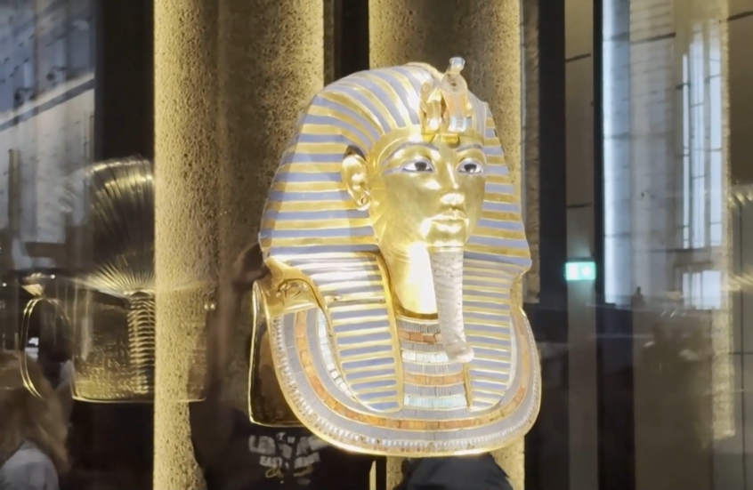 متحف مصر الكبير يفتح أبوابه للجمهور