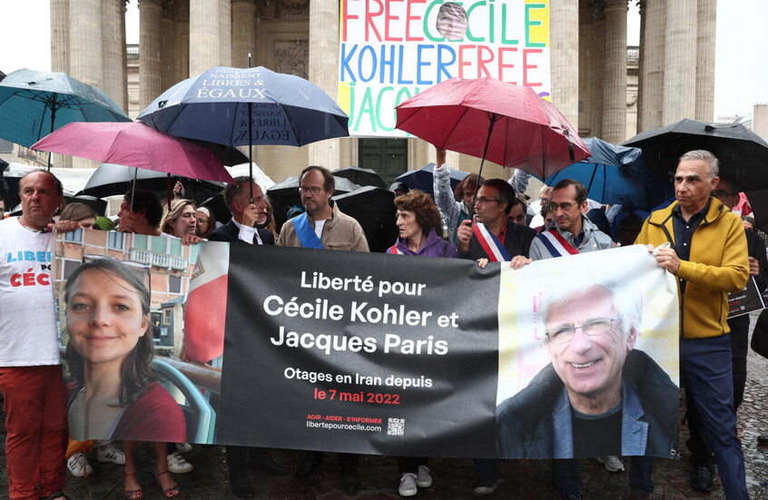 إيران: الفرنسيان سيسيل كولر وجاك باريس في حالة إفراج مشروط