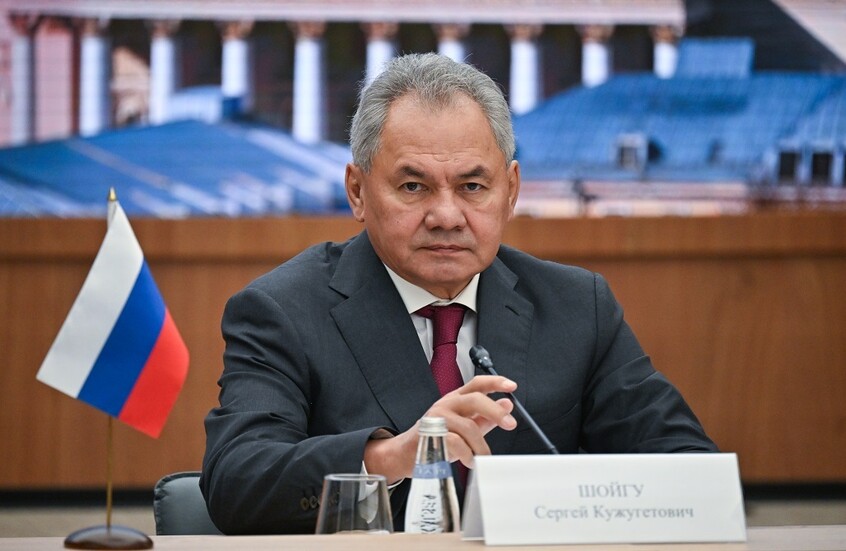 شويغو: الغرب يلجأ إلى أساليب طفيلية لاستعادة احتكاره