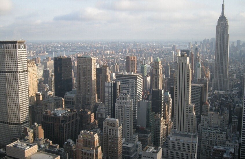 "بلومبرغ" تكشف تفاصيل استقالة أول شخصية أمريكية بعد فوز ممداني في نيويورك.. ما علاقة إسرائيل؟