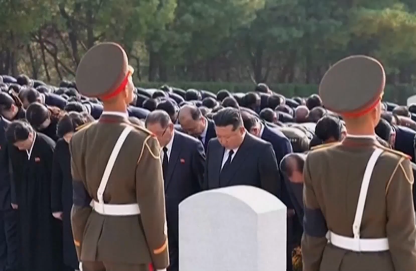 كيم يحضر جنازة مسؤول كبير في بيونغ يانغ