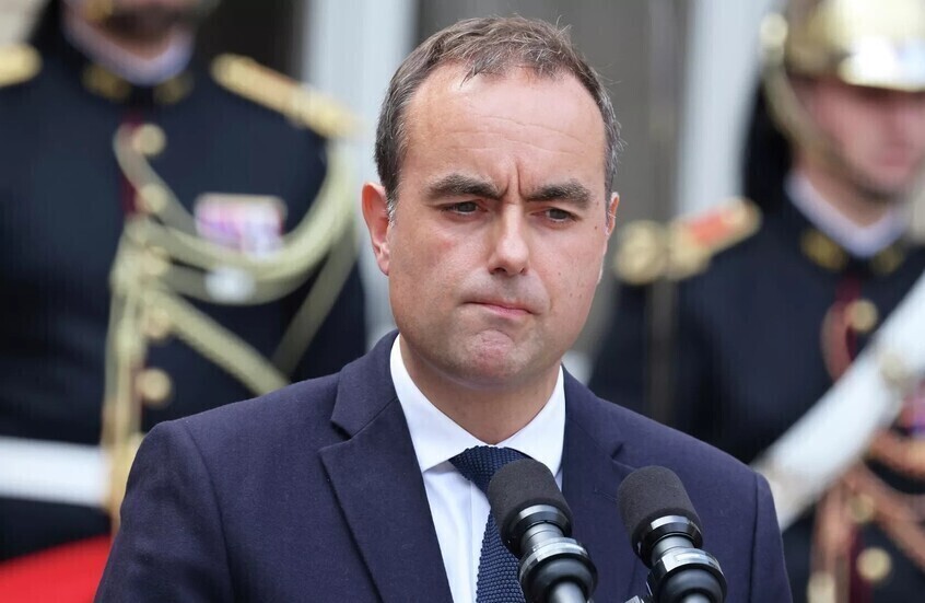 انسداد سياسي وصراع داخل الحكومة الفرنسية.. لوكورنو: لن أسلم المفاتيح لليمين