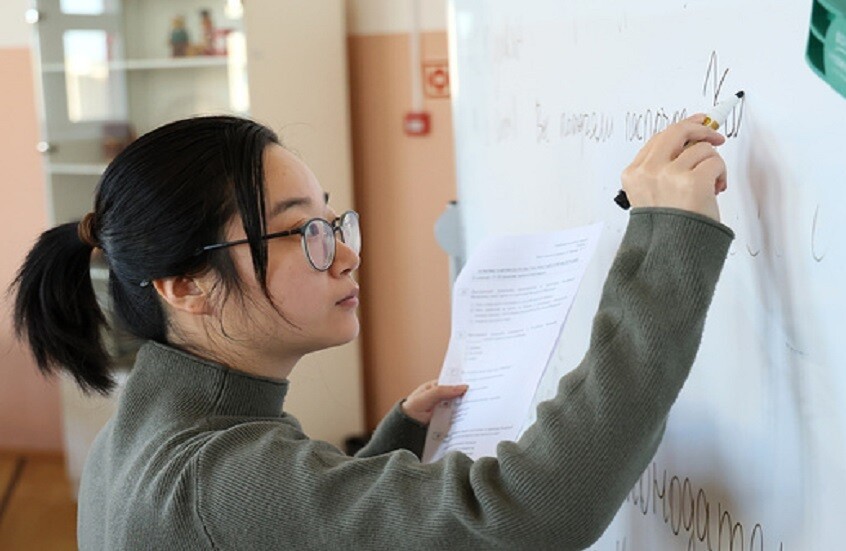 ابتكار روسي جديد يساعد الأجانب على إتقان اللغة الروسية