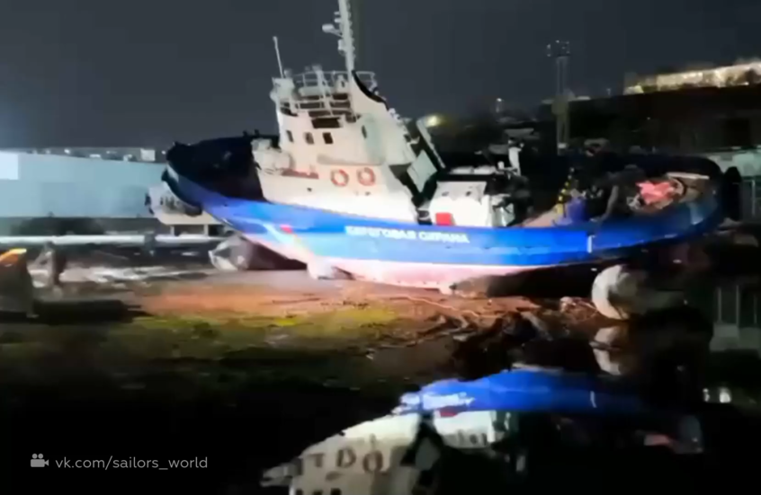 سفينة لخفر السواحل تنقلب في أقصى شرق روسيا