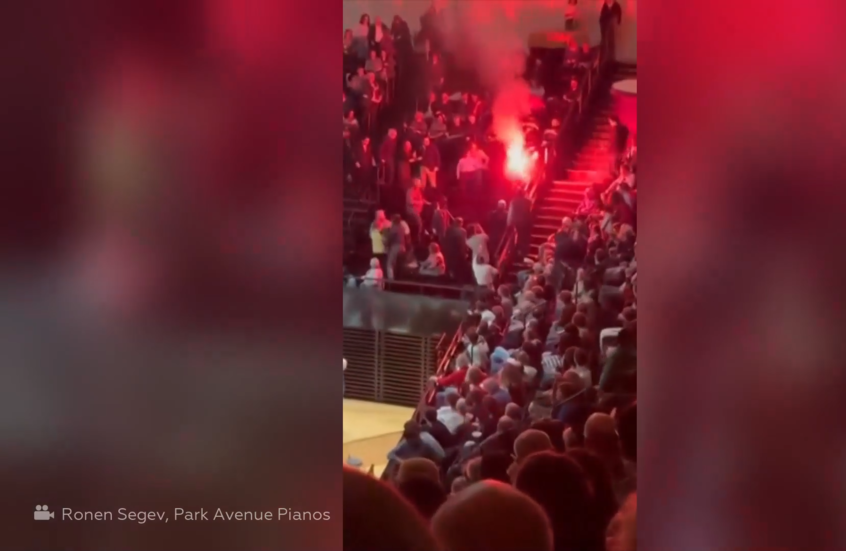 محتجون يعرقلون حفلا لأوركسترا إسرائيلية في باريس