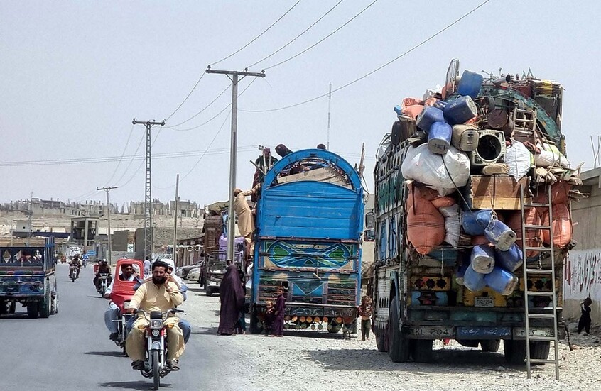 النزوح عبر الحدود الباكستانية - الأفغانية جراء التوتر على الحدود بين البلدين