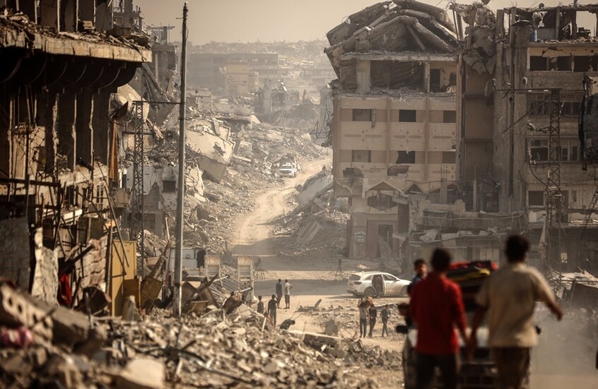 إسرائيل تستهدف خان يونس وقطاع غزة وسط استمرار خروقات اتفاق وقف إطلاق النار