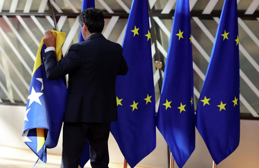 المفوضية الأوروبية تبحث تجميد الأصول الروسية بشكل دائم