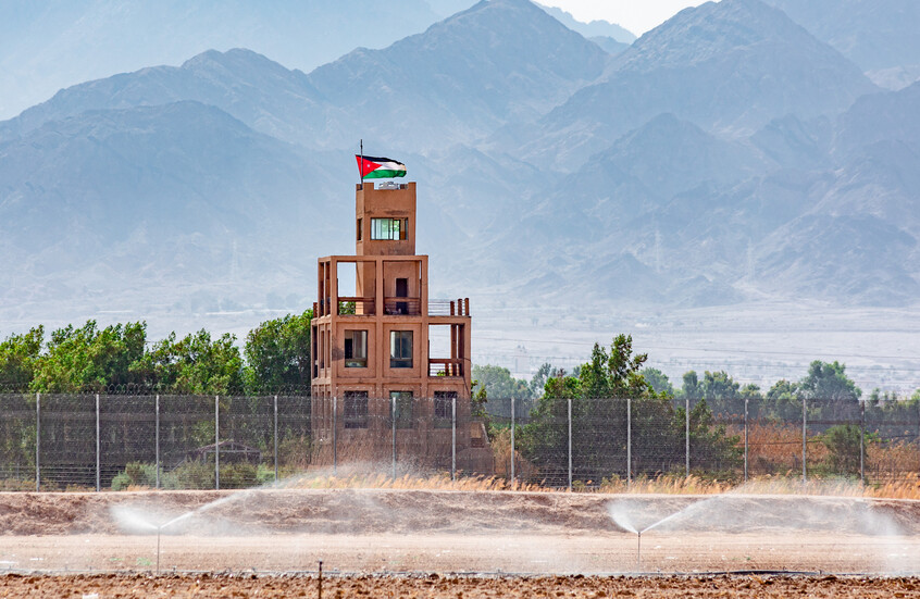 تقرير إسرائيلي: سكان إيلات يحذرون من الأردنيين