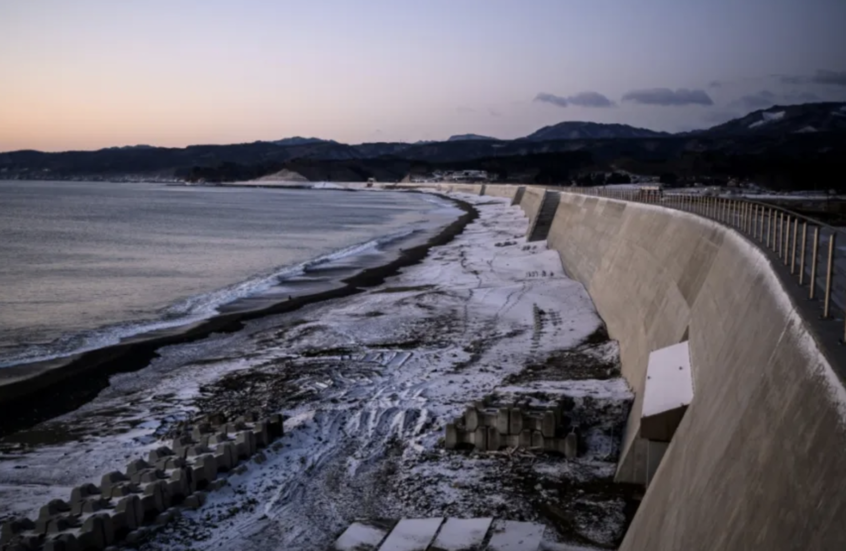 موجات تسونامي صغيرة تضرب سواحل اليابان بعد زلزال بقوة 6.9 درجات