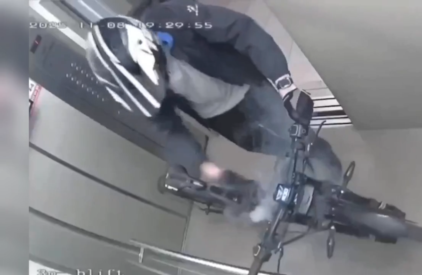 روسيا.. دراجة كهربائية كادت أن تتسبب بمصرع رياضي في كراسنودار