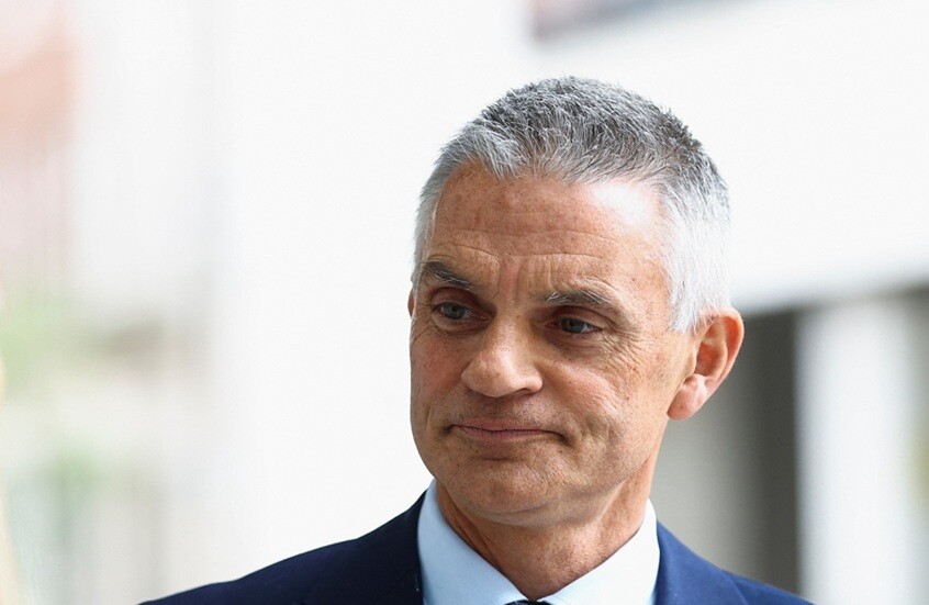 دميترييف يعلق على استقالة إدارة هيئة الإذاعة البريطانية