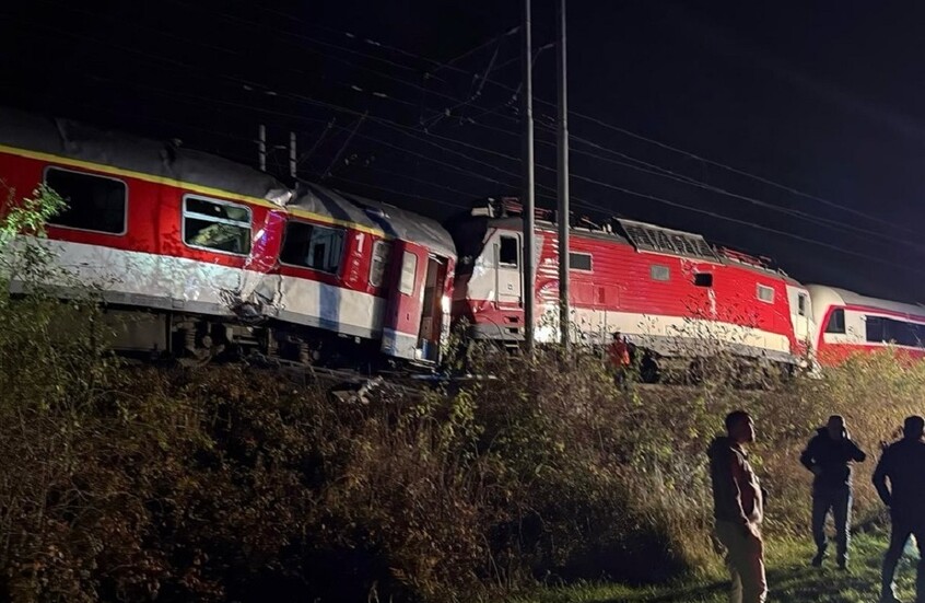إصابة نحو 30 شخصا جراء حادث تصادم قطارين في سلوفاكيا