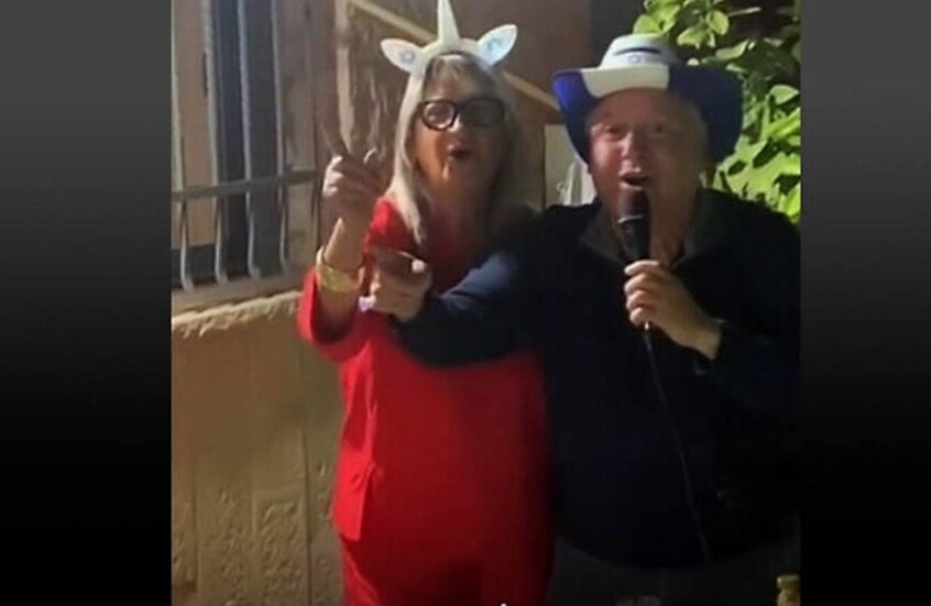 إسرائيل.. شبهات فساد تربط رئيس بلدية القدس ووزير التعاون الإقليمي بقضية "موظفة وهمية"