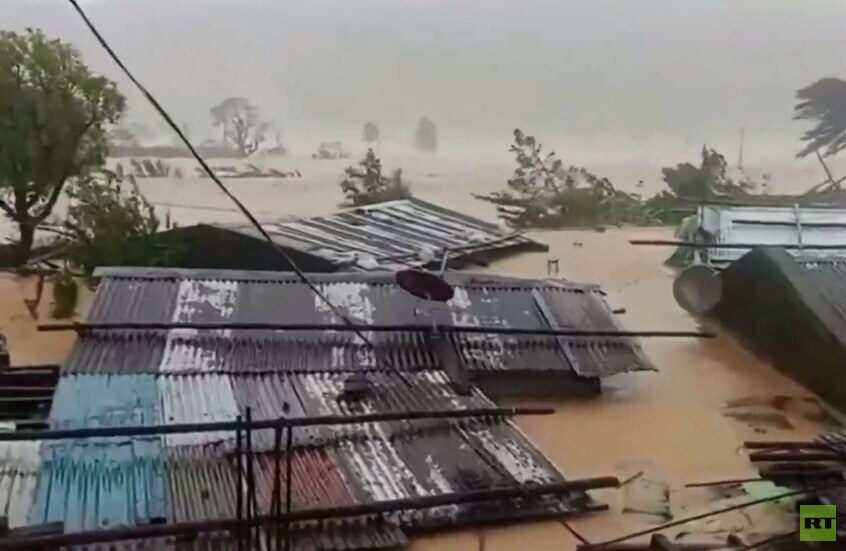 الفلبين.. مقتل شخصين وإجلاء مليون مع اجتياح إعصار فونغ وونغ