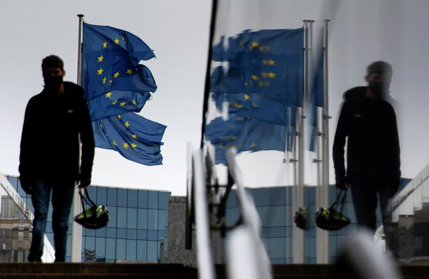 "فاينانشال تايمز": فون دير لاين تجنبت الحديث مع ستارمر في قمة المناخ COP-30