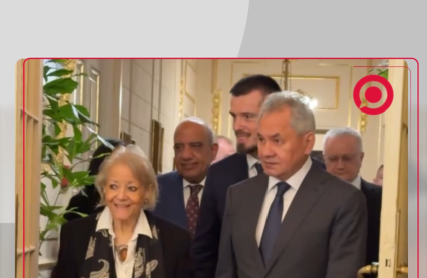 شويغو يلتقي مستشارة الرئيس المصري للأمن القومي فايزة أبو النجا في القاهرة