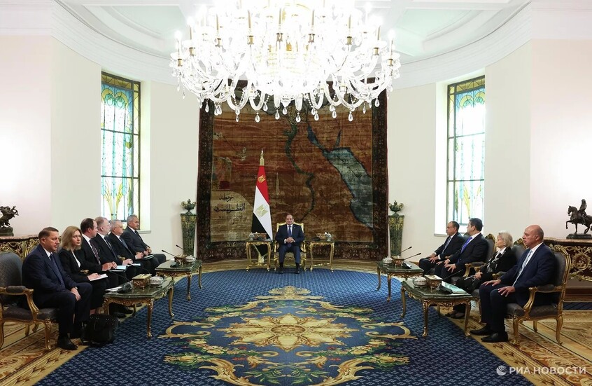 تفاصيل لقاء السيسي وشويغو في القاهرة