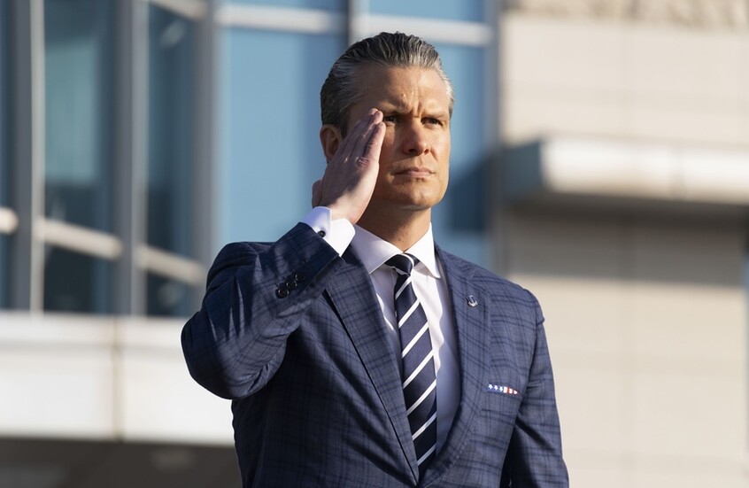 هيغسيث: القوات الأمريكية تنفذ ضربتين استهدفتا كارتلات المخدرات في المحيط الهادئ (فيديو)