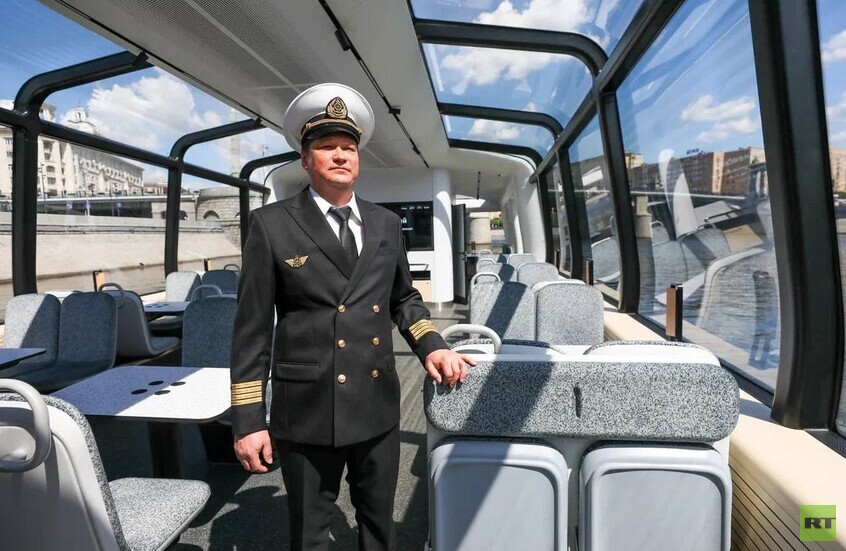 موسكو تعزز شبكة النقل النهري بثماني سفن كهربائية جديدة