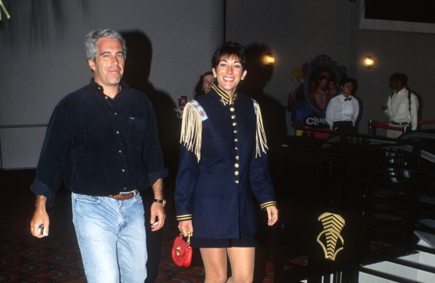 نواب ديمقراطيون في رسالة لترامب: شريكة المجرم الجنسي إبستين ستتواصل معكم بلا شك!