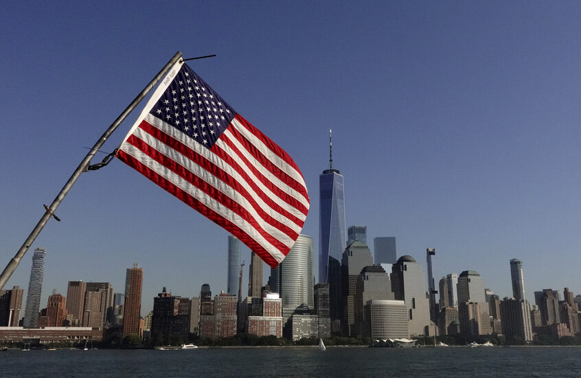 إدارة الغذاء والدواء الأمريكية تلغي تحذيرات أدوية انقطاع الطمث