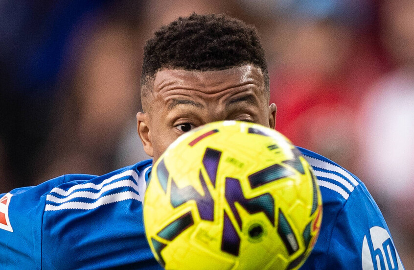 مشجع ريال أوفييدو يعترف بعنصريته ضد مبابي