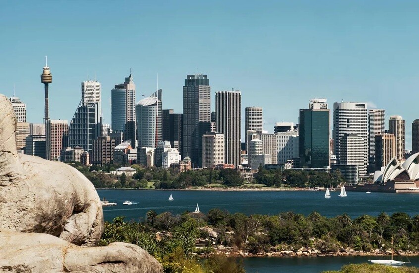 مجرم "أسطوري" خلف درع حديدي!