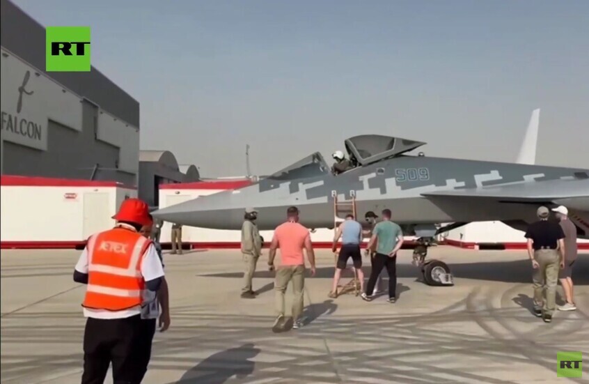 مقاتلة "سو-57" الروسية تحط في الإمارات