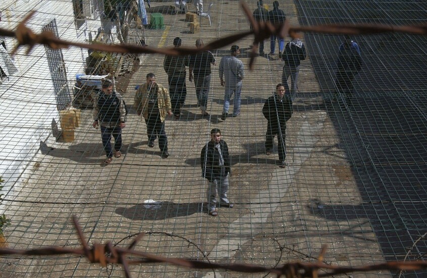 المرصد الأورومتوسطي يحذر من مشروع قانون إسرائيلي يفرض عقوبة الإعدام على الأسرى الفلسطينيين