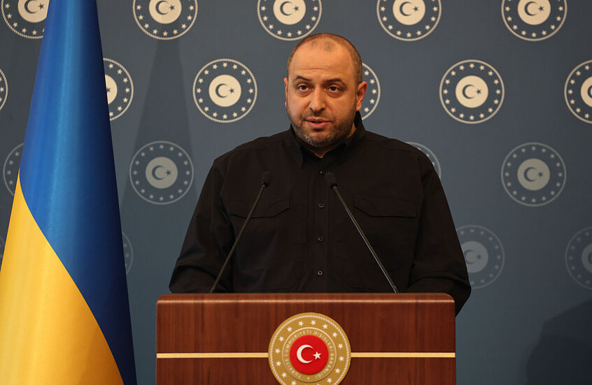 عمروف يصل إلى إسطنبول لإجراء مفاوضات تبادل الأسرى