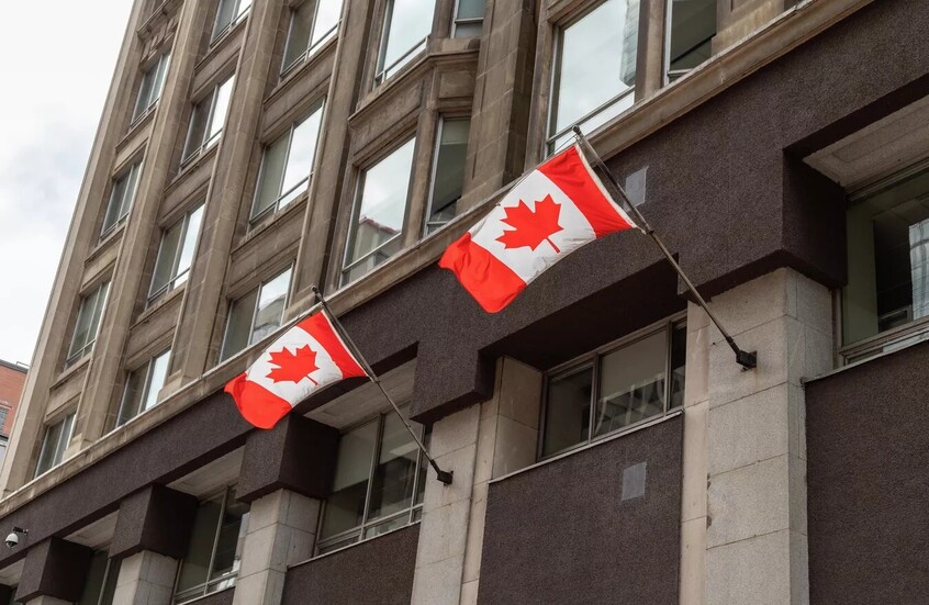 كندا تفرض عقوبات إضافية على روسيا