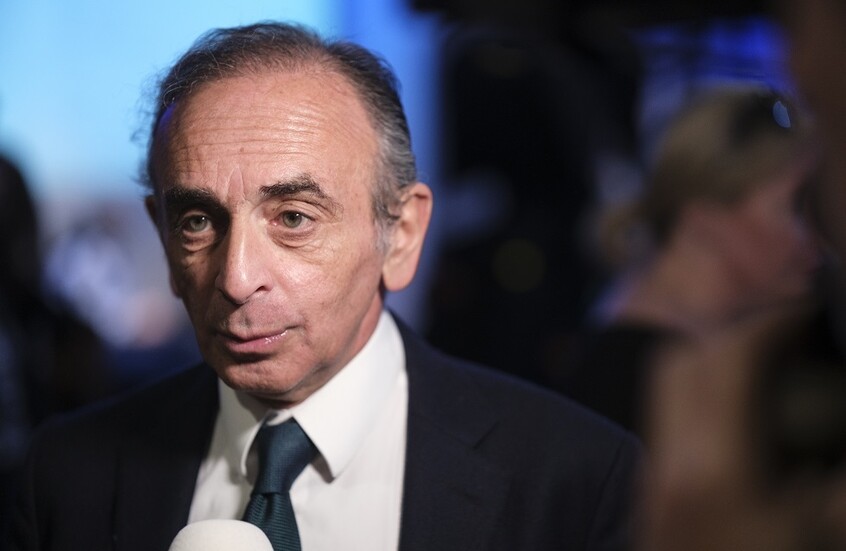 "فشل وإهانات دبلوماسية".. سياسي فرنسي يعلق على قرار تبون بشأن صنصال