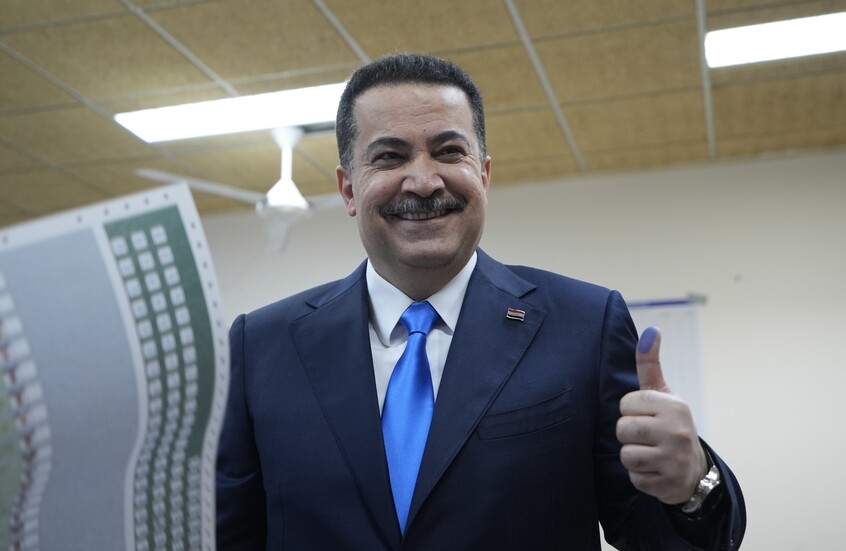 رئيس الوزراء العراقي يعلن فوز ائتلافه بالانتخابات التشريعية