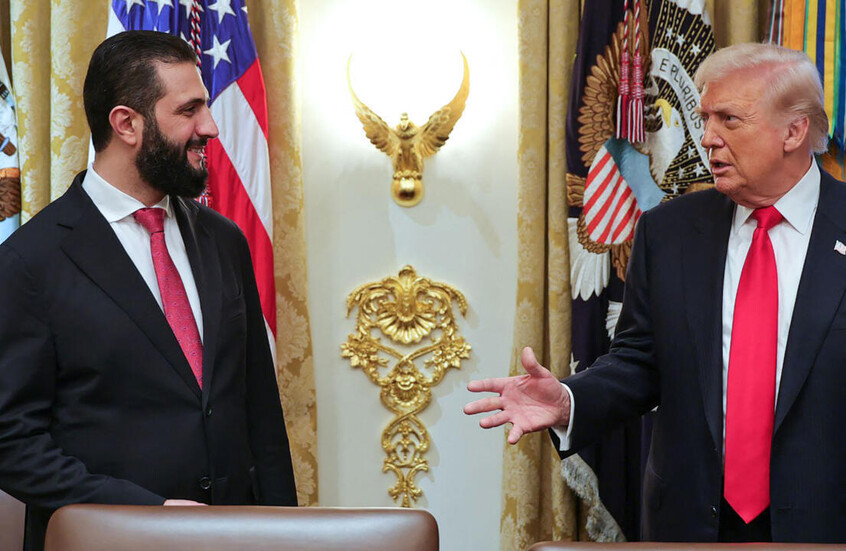 من فكاهة العصور الوسطى إلى الدبلوماسية.. قصة المزحة التي جمعت ترامب بالشرع (فيديو)