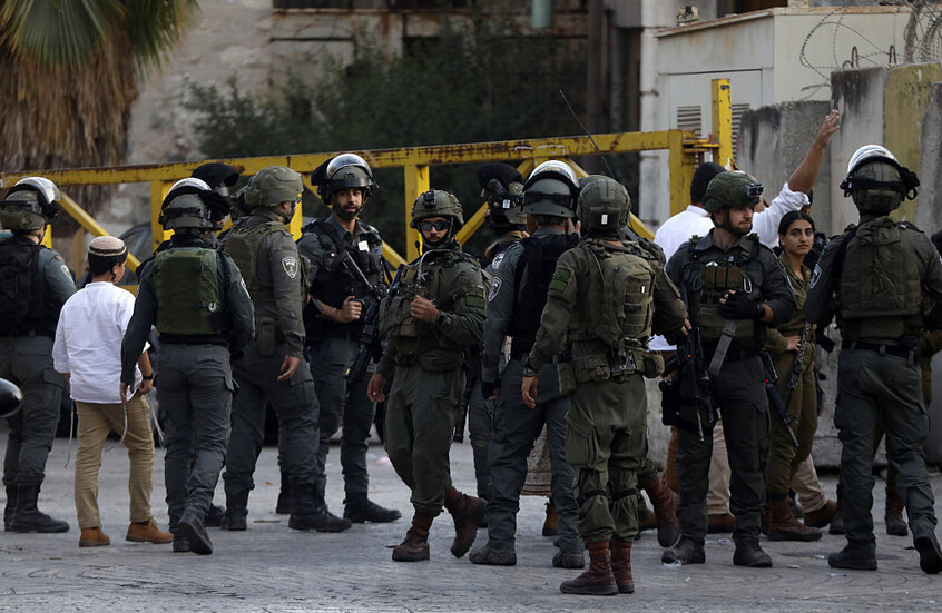 إسرائيل.. اعتقال مسؤول كبير في الشرطة بتهمة خيانة الأمانة وإساءة استخدام السلطة