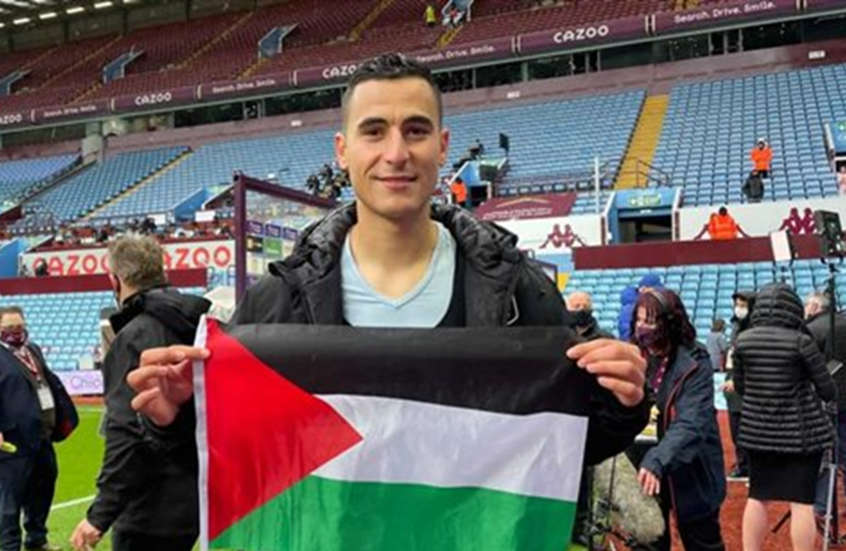 "تحيا فلسطين".. أول تعليق من أنور الغازي بعد انتصاره في قضيته ضد ماينز