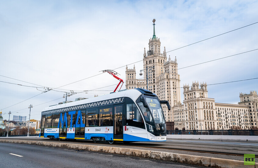 "نقلة نوعية".. اكتشف موسكو على متن ترام دائري ينقلك بين أحيائها بهدوء وسلاسة! (صور)