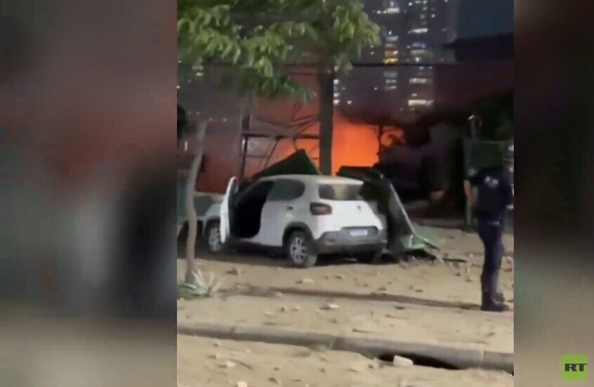 البرازيل.. اندلاع حريق هائل في مستودع للألعاب النارية