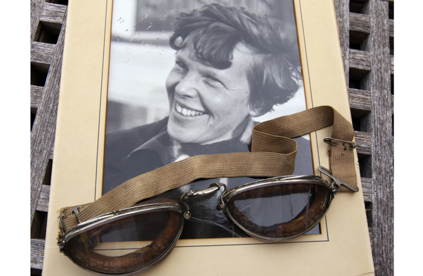 لغز عمره 88 عاما.. ترامب يأمر بكشف سجلات رحلة أميليا إيرهارت الأخيرة واختفائها (صور)