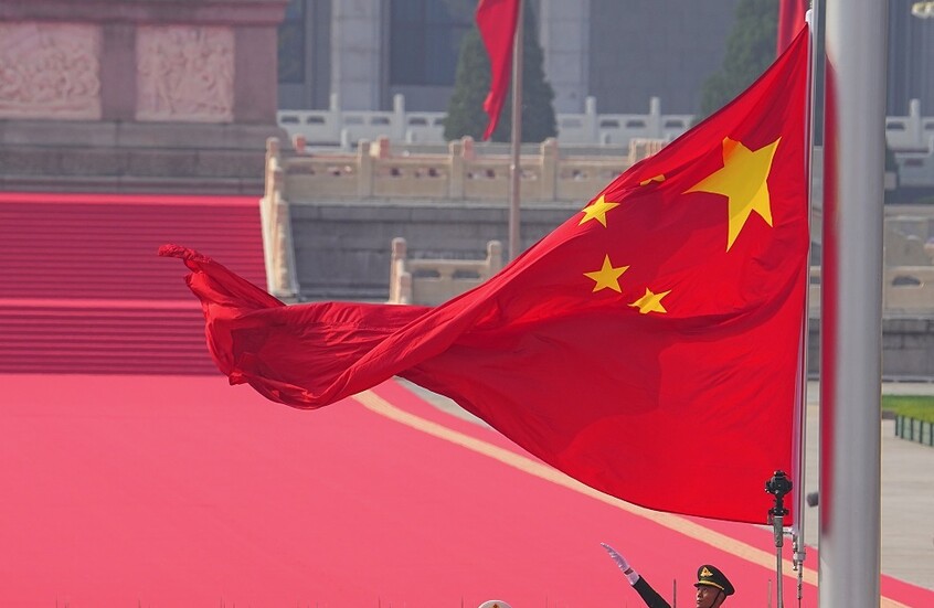 الصين تؤكد أن الإشارات الأمريكية للانفصاليين في تايوان تقوض سيادة البلاد وتحذر تايبيه