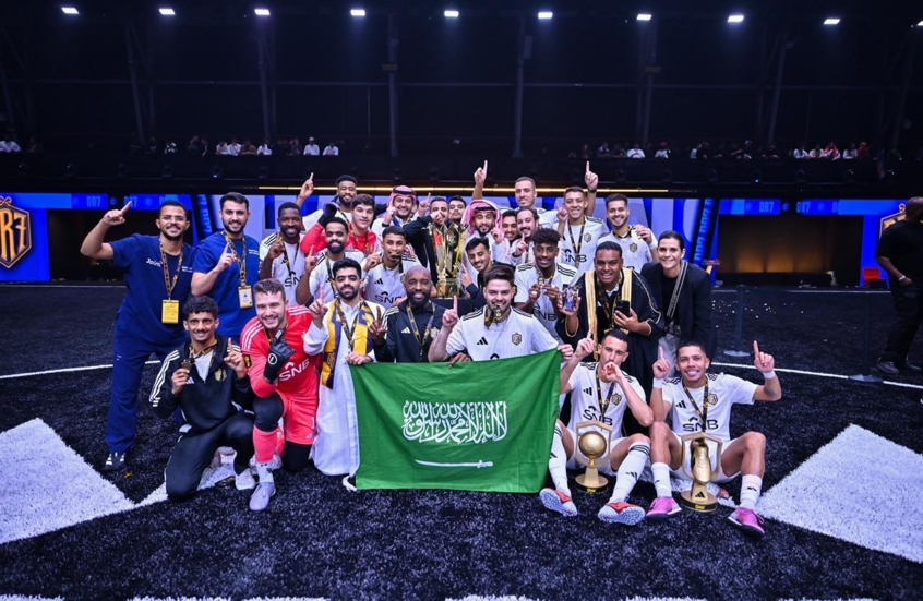 "ليلة كروية حاسمة".. فريق DR7 يتوج بطلا لدوري الملوك في موسم الرياض (صور)