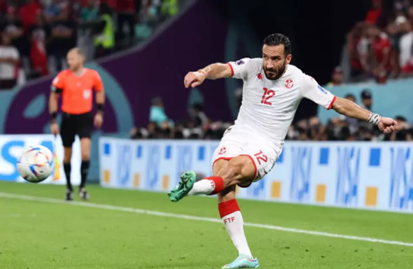 علي معلول أبرز الغائبين عن منتخب تونس في مواجهة البرازيل