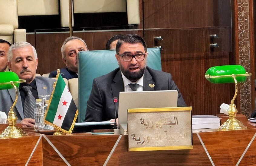 سوريا.. وزير العدل ينفي ما تم تداوله من تصريحات "خطيرة" منسوبة إليه ويحذر من منصات مشبوهة