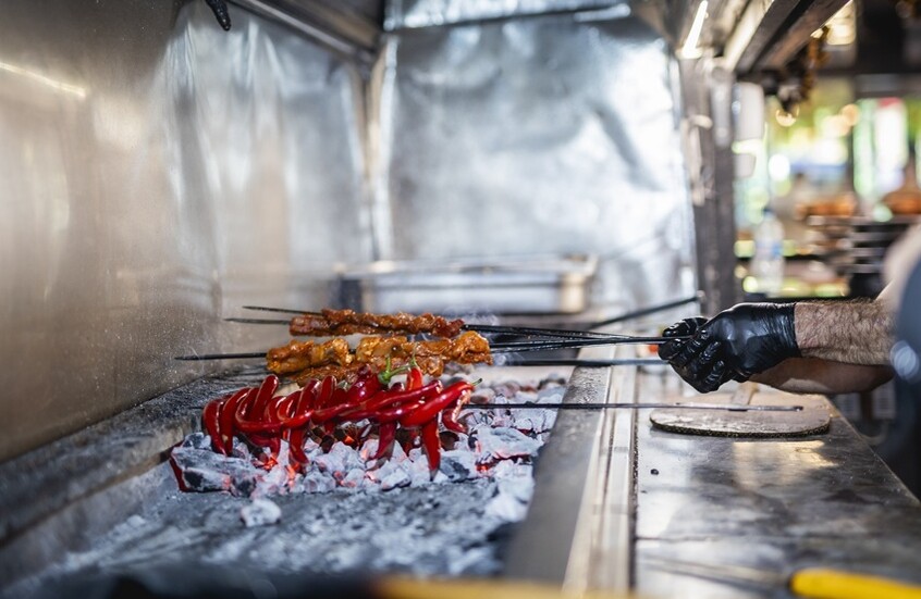 عقب وفاة ألمانية وطفليها.. مزيد من السياح في إسطنبول يدخلون المستشفى للاشتباه في إصابتهم بتسمم غذائي