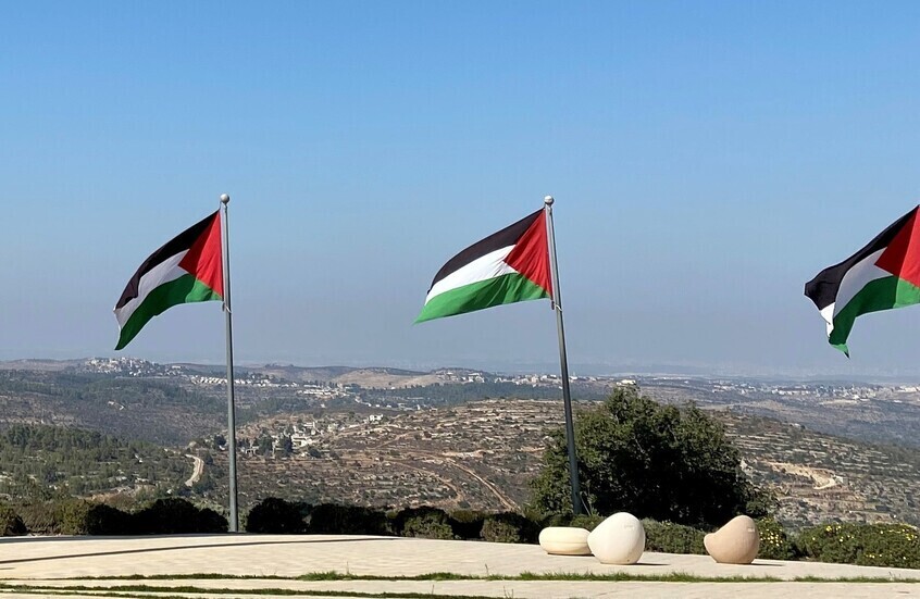 رئيس البرلمان العربي: استقلال فلسطين حق تاريخي ثابت سنظل ندعمه حتى يتحقق على أرض الواقع